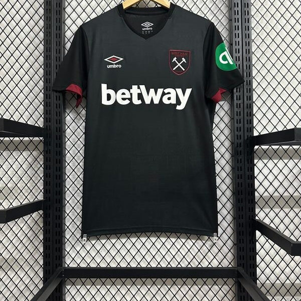 West Ham United 2024-2025 away game